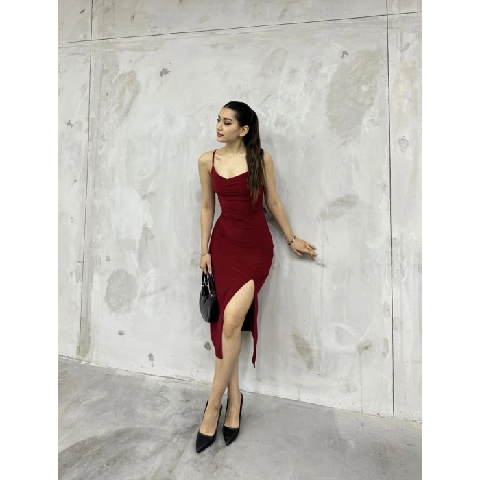 Sandy askılı yırtmaçlı elbise