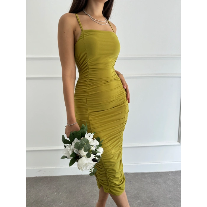 Askılı önü büzgü detay elbise