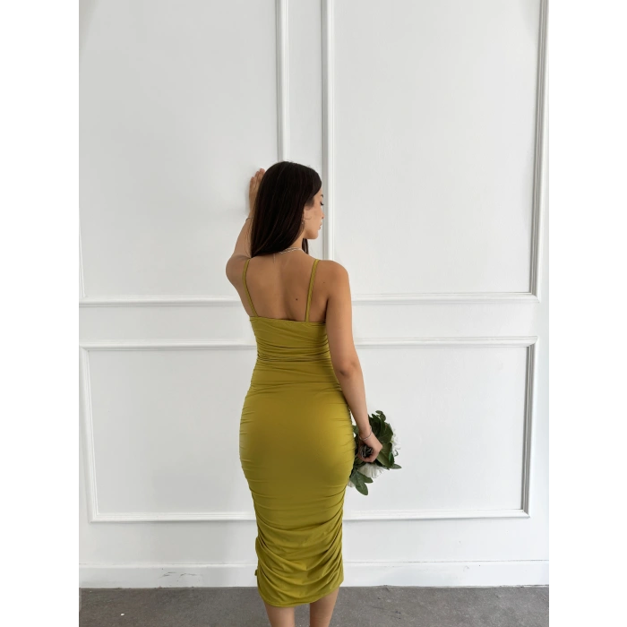 Askılı önü büzgü detay elbise