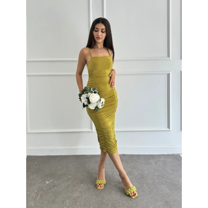 Askılı önü büzgü detay elbise