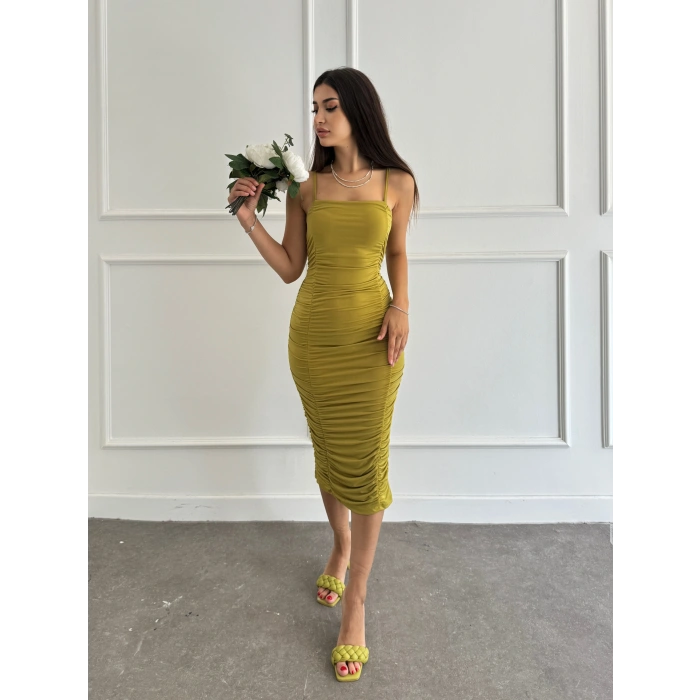 Askılı önü büzgü detay elbise