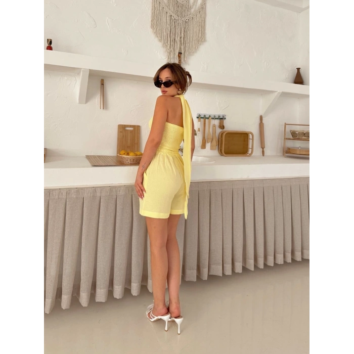 Boyundan bağlamalı keten şortlu takım