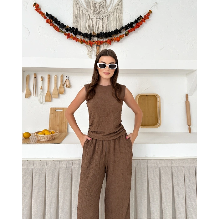 Sıfır kol Drapeli bluz ve pantolonlu ikili takım