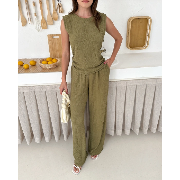 Sıfır kol Drapeli bluz ve pantolonlu ikili takım