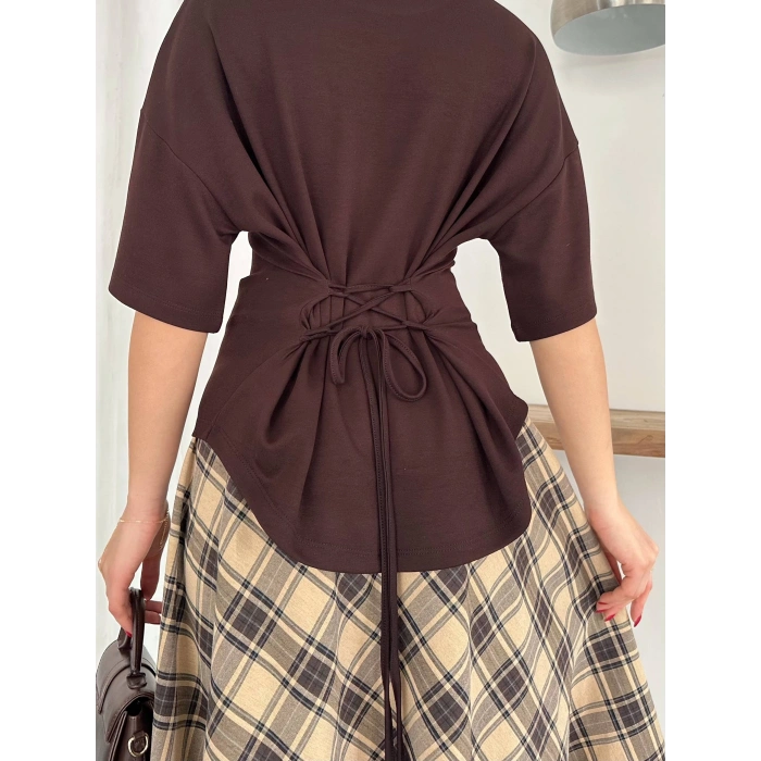 Arkadan bağlamalı bluz