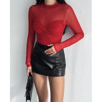 Sandy burgu detay tül garnili bluz