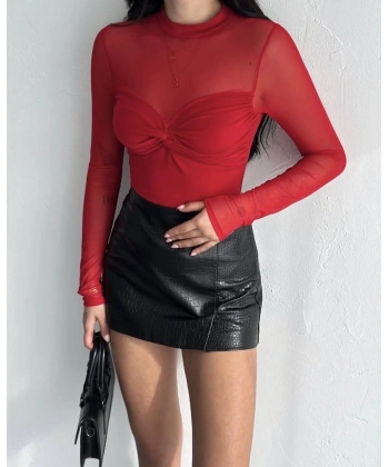 Sandy burgu detay tül garnili bluz