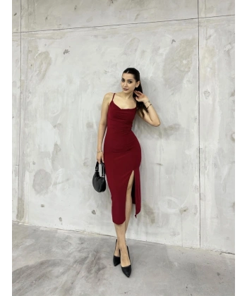 Sandy askılı yırtmaçlı elbise