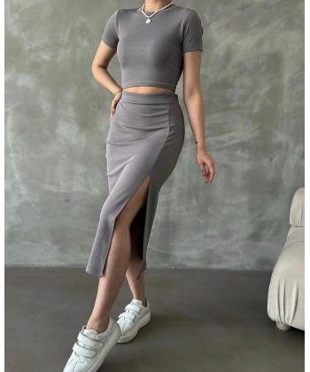 Burgu kumaş etekli ikili takım