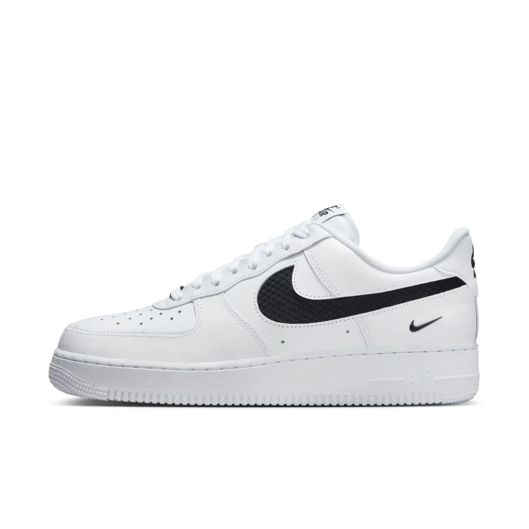 Air Force 1 07 LV8 Beyaz/Siyah