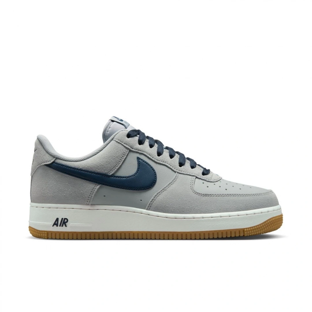 Air Force 1 07 LV8 Siyah