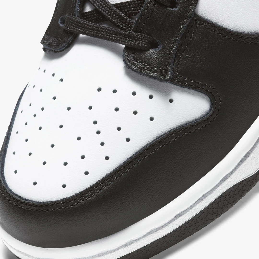 Dunk Low Retro