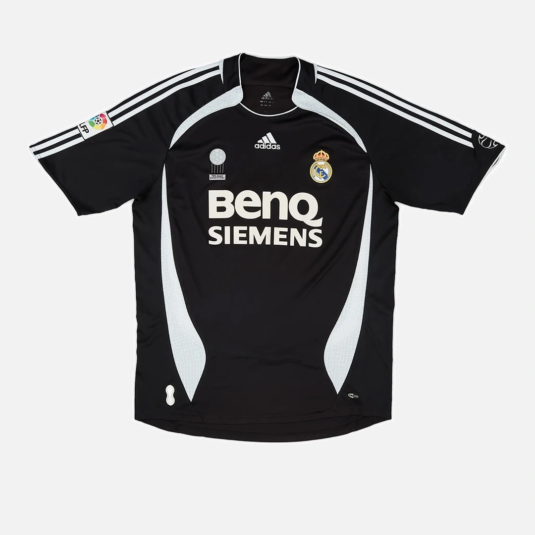 Ronaldo #9 Real Madrid 2006/07 Retro Forma