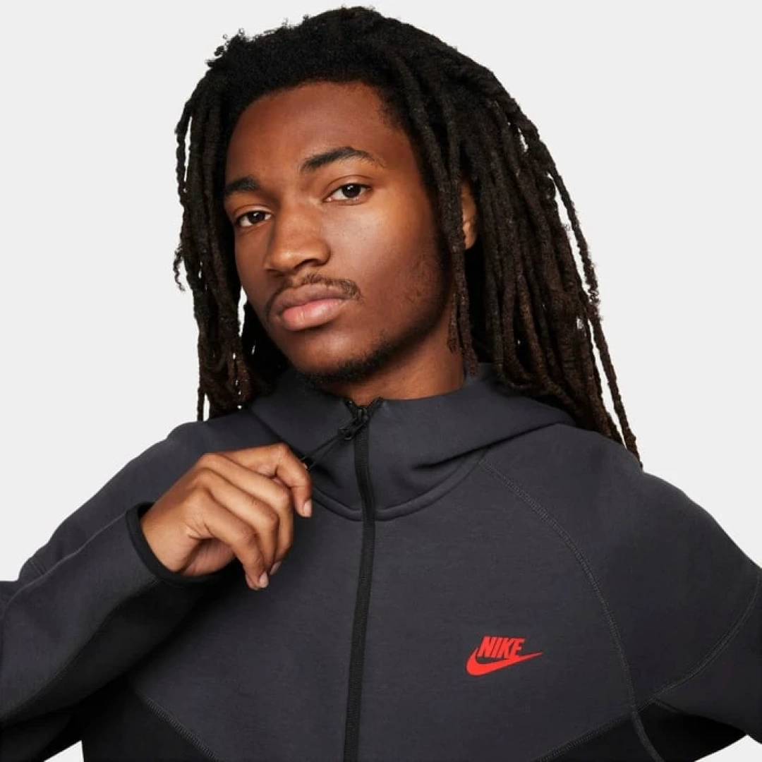 Sportswear Tech Fleece Windrunner Eşofman Üstü Siyah/Dark Smoke Grey/Light Crimson
