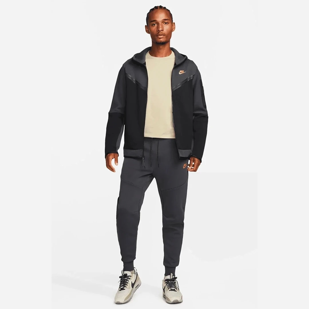 Tech Fleece Joggers Siyah / Antrasit / Gold