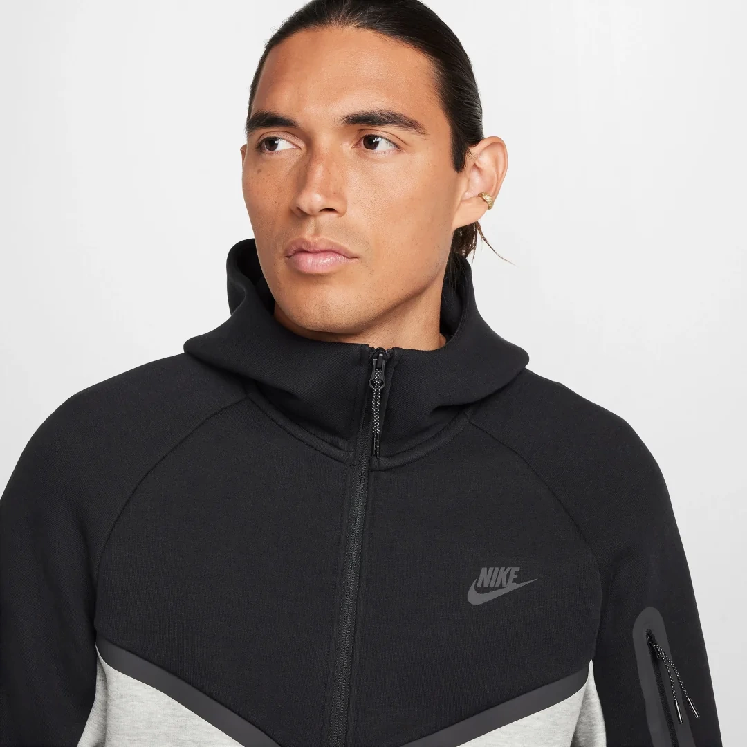 Tech Full-Zip Windrunner Hoodie Dark Grey Heather / Black