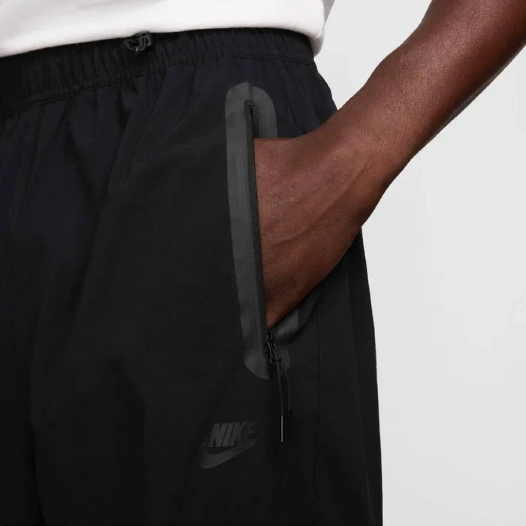 Tech Woven Trousers Siyah