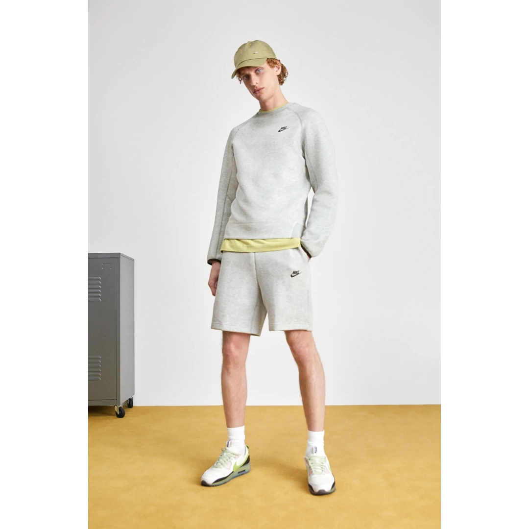 Yeni Tech Fleece Şort Gri