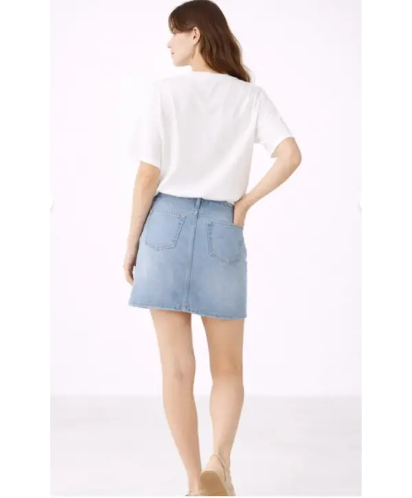 Beyaz Oversize Kurdale Nakışlı Pamuklu Şık Tişört