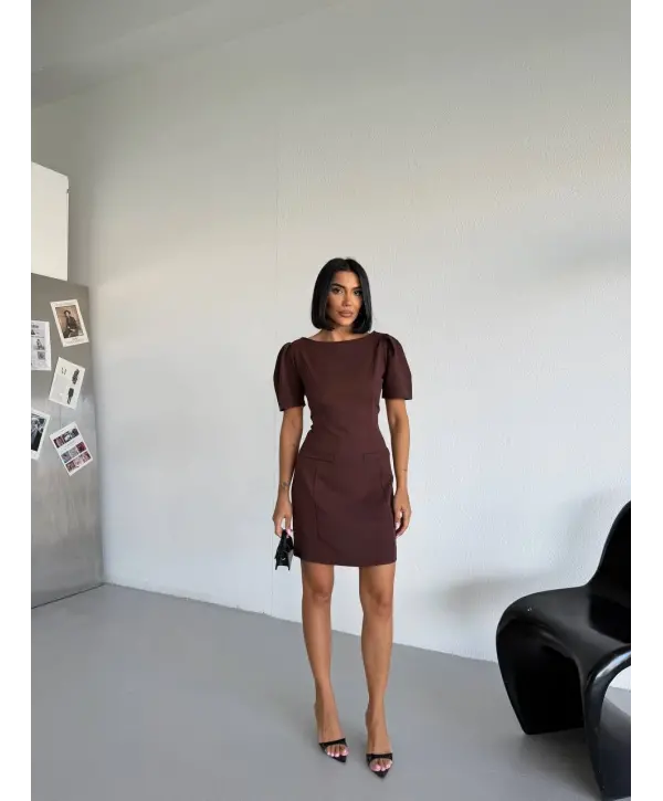 Kahverengi Kayık Yaka Kısa Kollu Mini Elbise