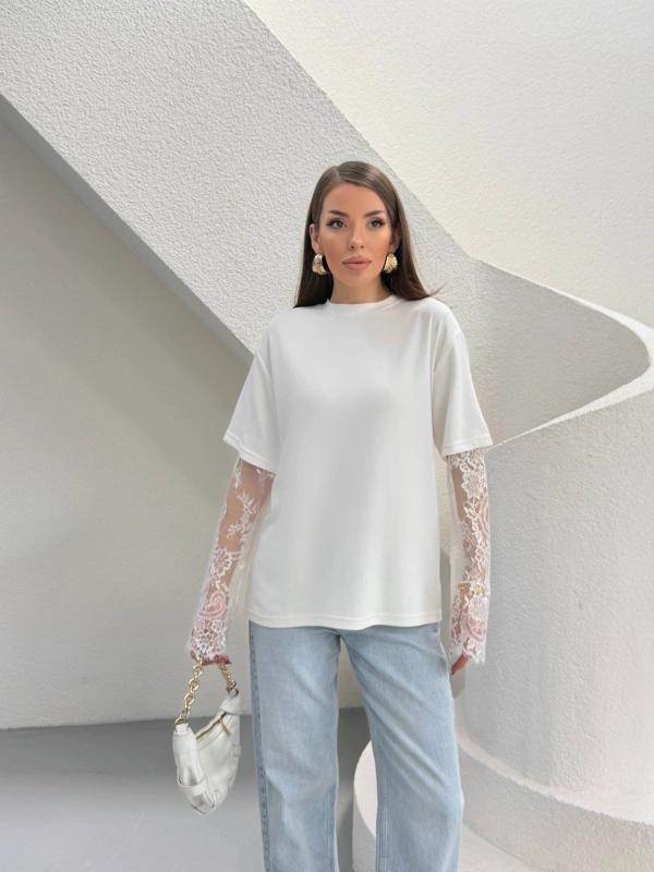 Beyaz Güpür Kollu Bluz
