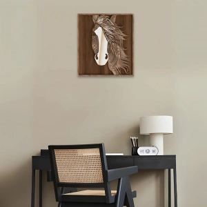 At Figürlü Katmanlı Ahşap Duvar Dekoru