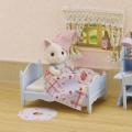 5681 Sylvanian Families Çiçekli Kedi Kızın Uyku Seti +3 yaş