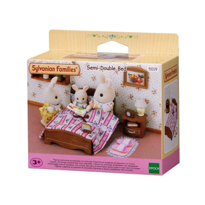 5019 Sylvanian Families İki Kişilik Yatak Seti figürler ayrı satılır +3 yaş