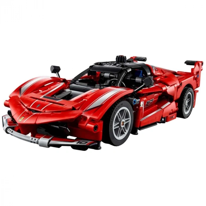 42212 Lego Technic Ferrari FXX K 897 parça +10 yaş