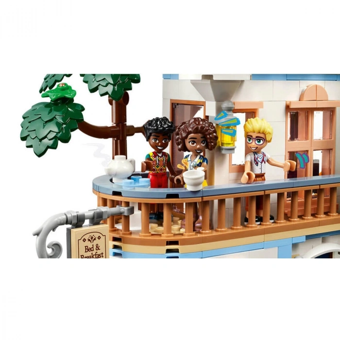 42638 Lego Friends Şato Pansiyon 1311 parça +12 yaş