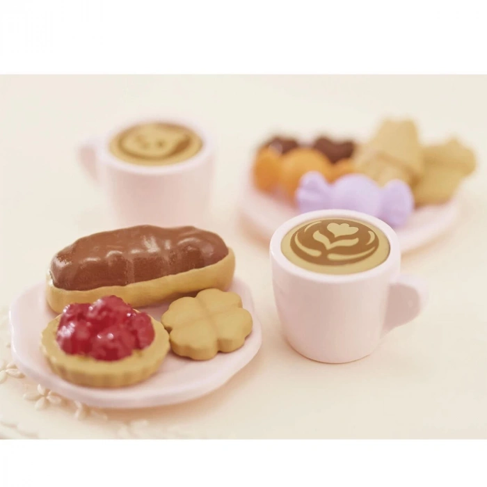 5742 Sylvanian Families Tatlı Partisi Oyun Seti (figürler dahil değildir) +4 yaş