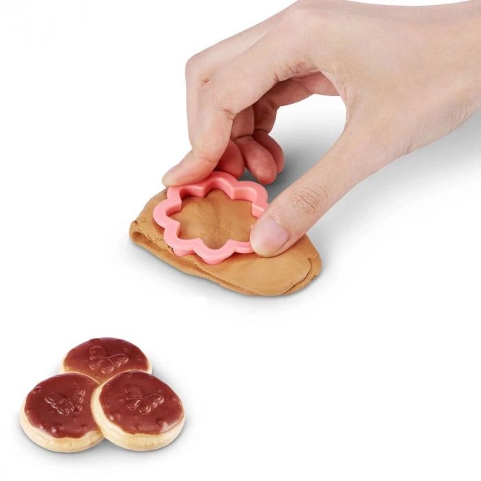 PAK02000 Sparkle Girlz 27cm Aşçı Bebek ve Oyun Seti - 100183