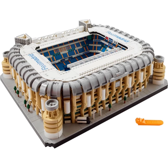 Lego İcons Real Madrid – Santiago Bernabéu Stadyumu 10299