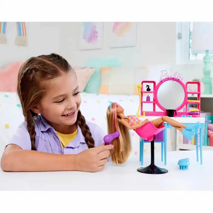 Mattel Barbie Muhteşem Kuaför Oyun Seti Hkv00
