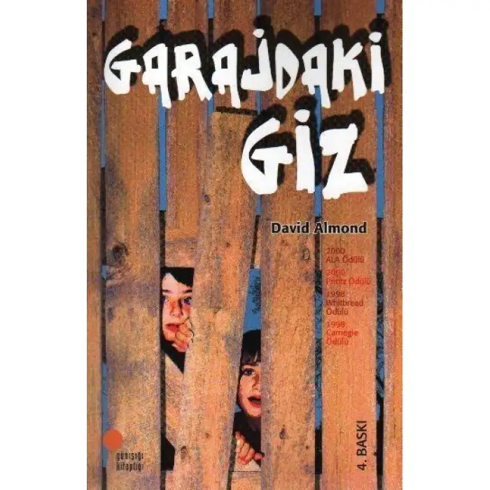 Günışığı Garajdaki Giz