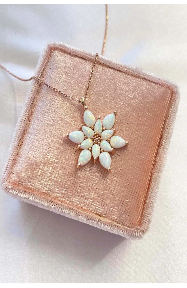 Opal Taşlı Çiçek Kolye 925 Ayar Gümüş