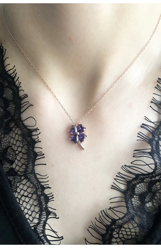 Kadın Mor Taşlı Yonca Gümüş Rose Kolye