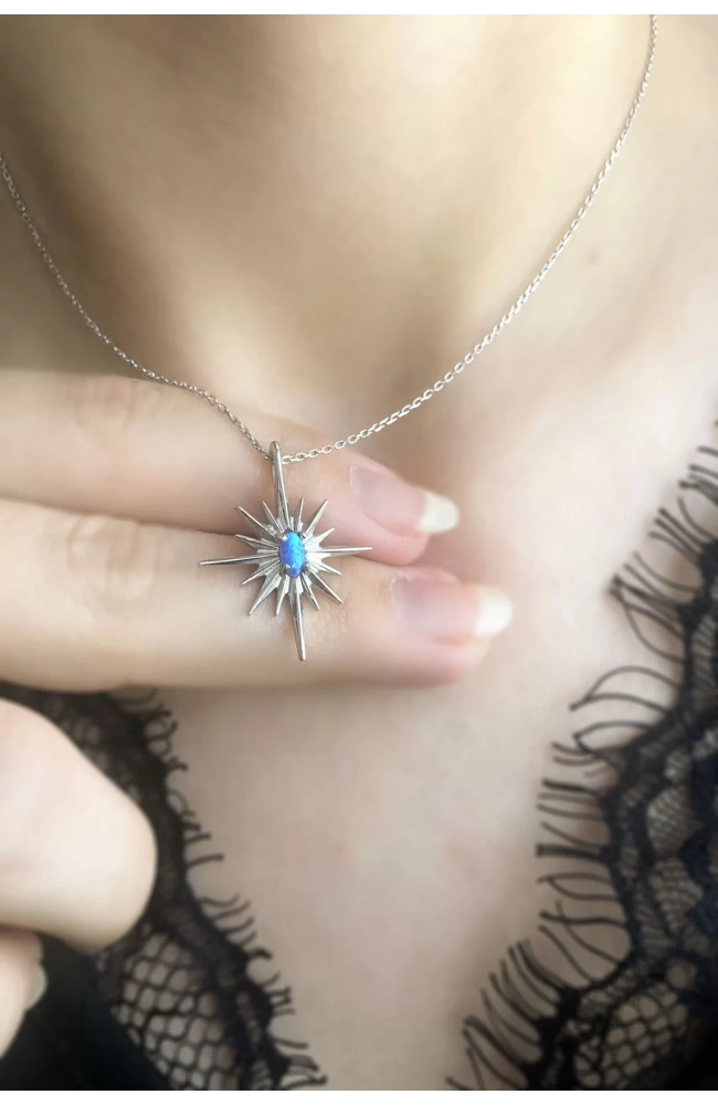 Kadın Mavi Opal Taşlı Gümüş Kolye
