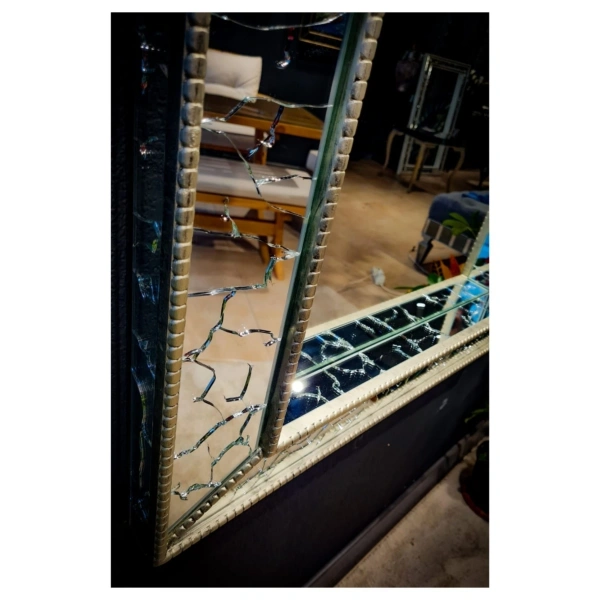 Catlak Tasarım Boy Aynası