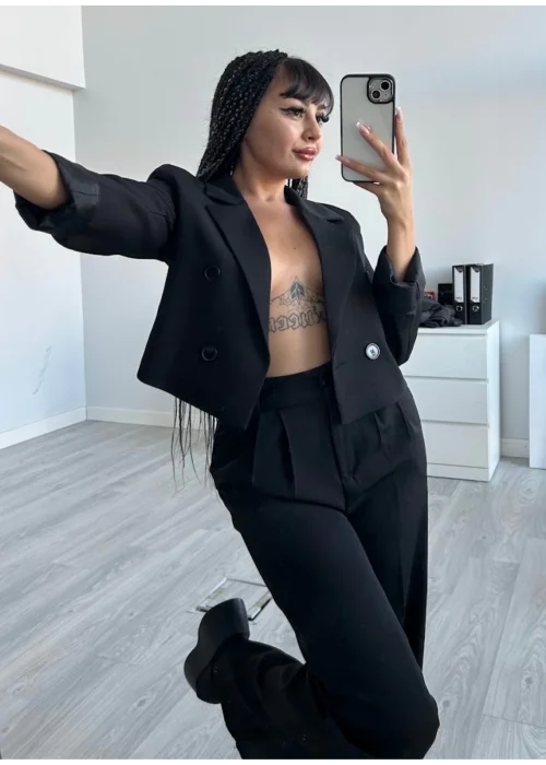 Siyah Pens Detaylı Pantolon ve Ceket Takımı