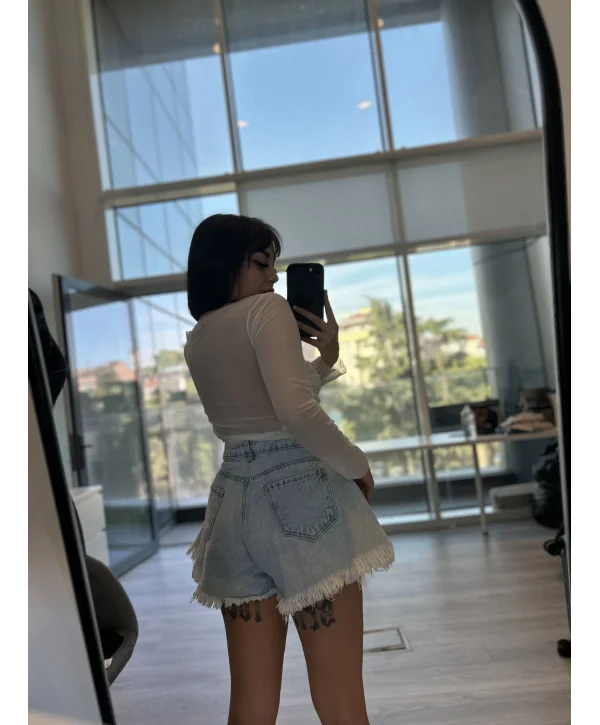 Açık Mavi Püsküllü Denim Şort