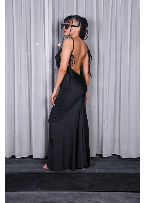SİYAH SIRT DEKOLTE UZUN ELBİSE