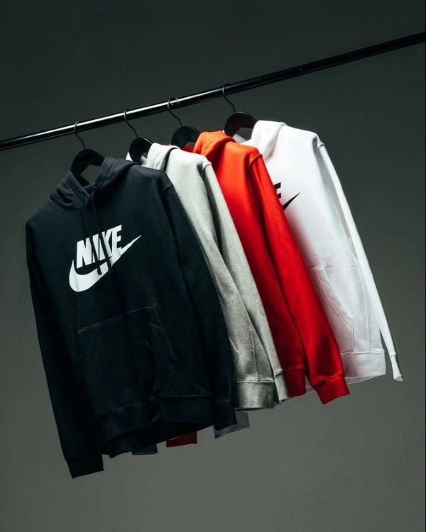 Sweatshirt & Hoodie