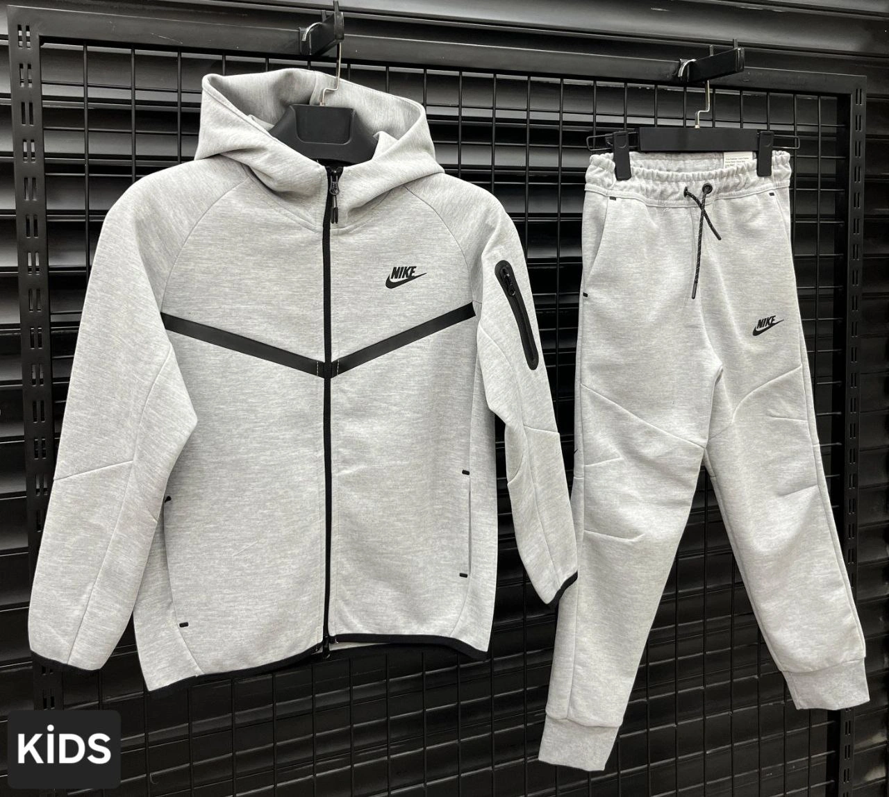 Tech Fleece 5th Çocuk Eşofman Takımı - Gri