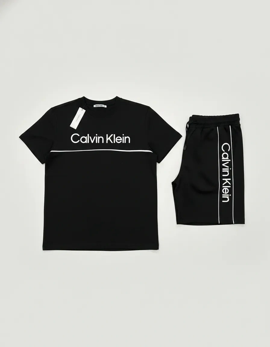 CK Printed T-shirt & Şort Takımı - Siyah