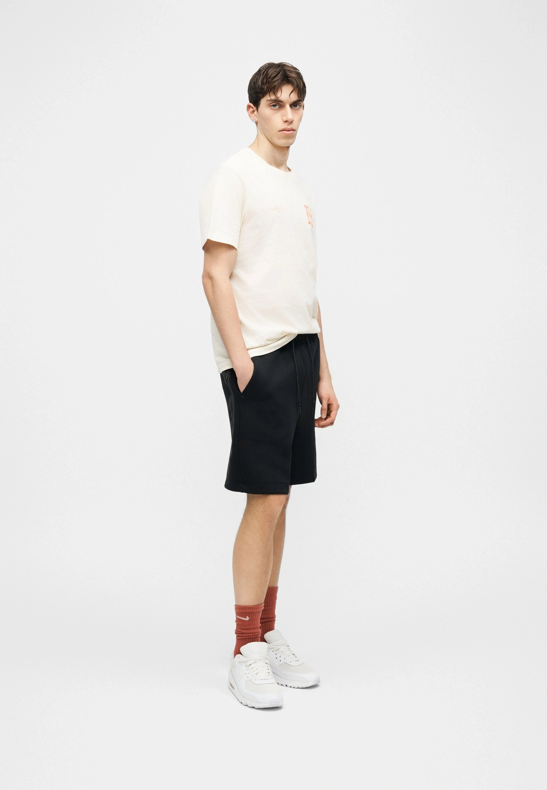 NSW Tech Fleece 5th Şort – Siyah