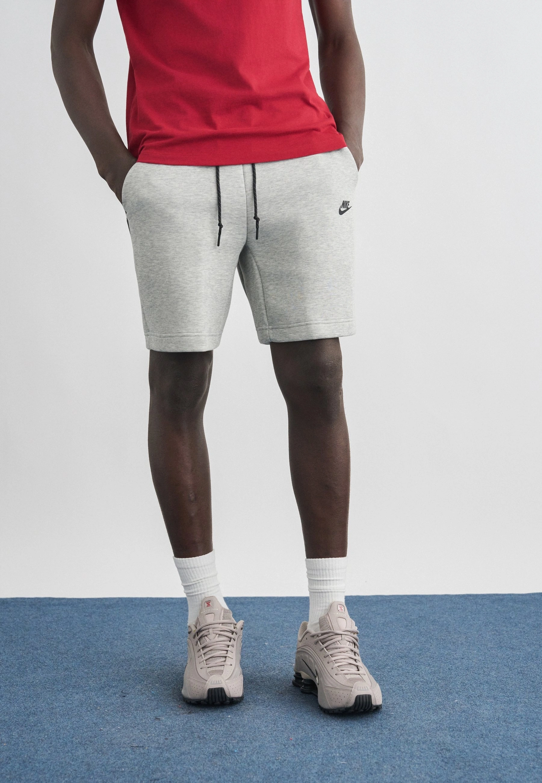 NSW Tech Fleece 5th Şort – Gri