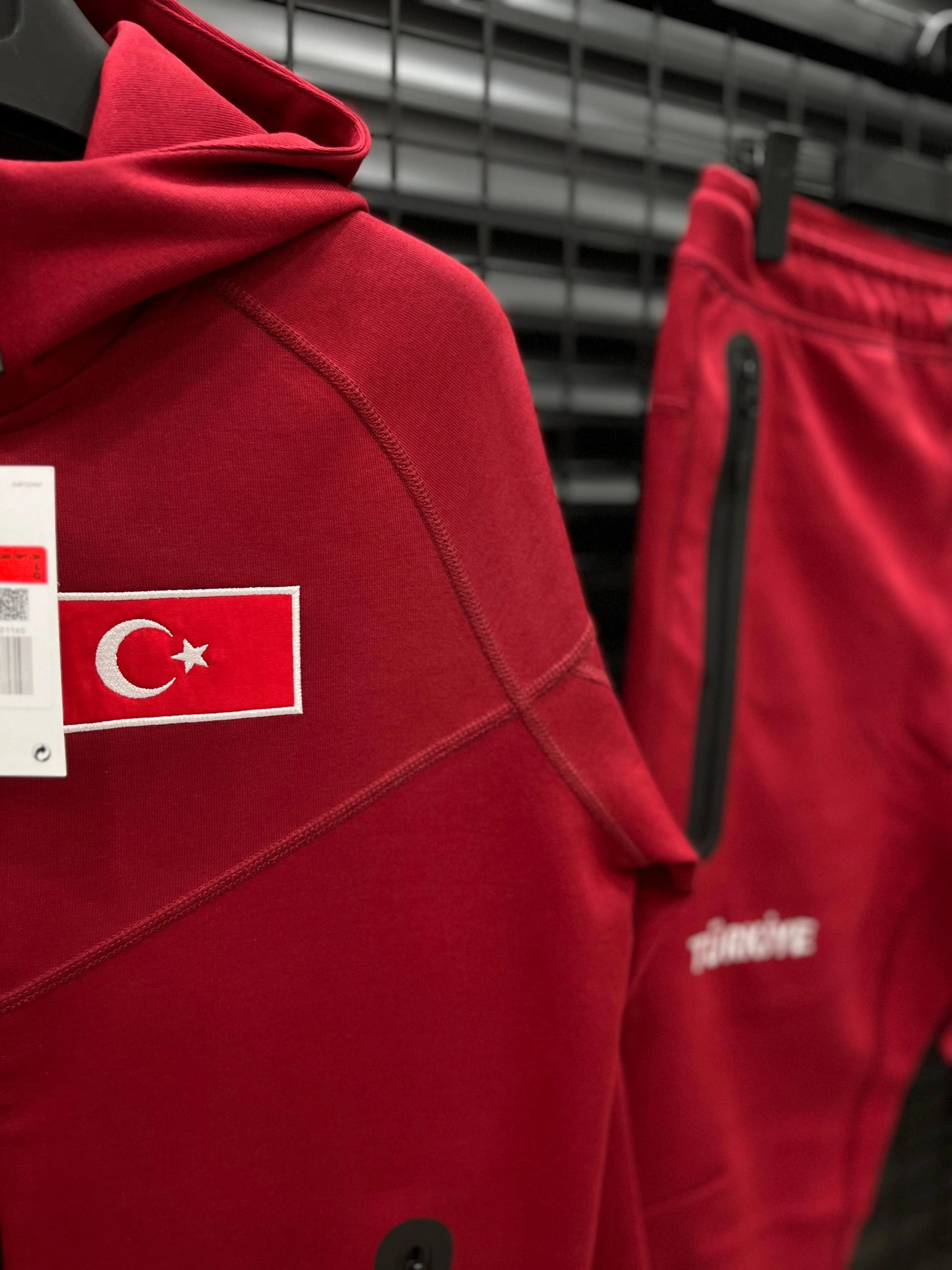 Tech Fleece 2026 Premium Türkiye Eşofman Takımı - Bordo