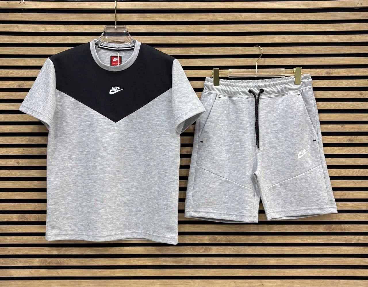 NSW Tech Fleece Şort & T-shirt Takımı – Siyah/Gri