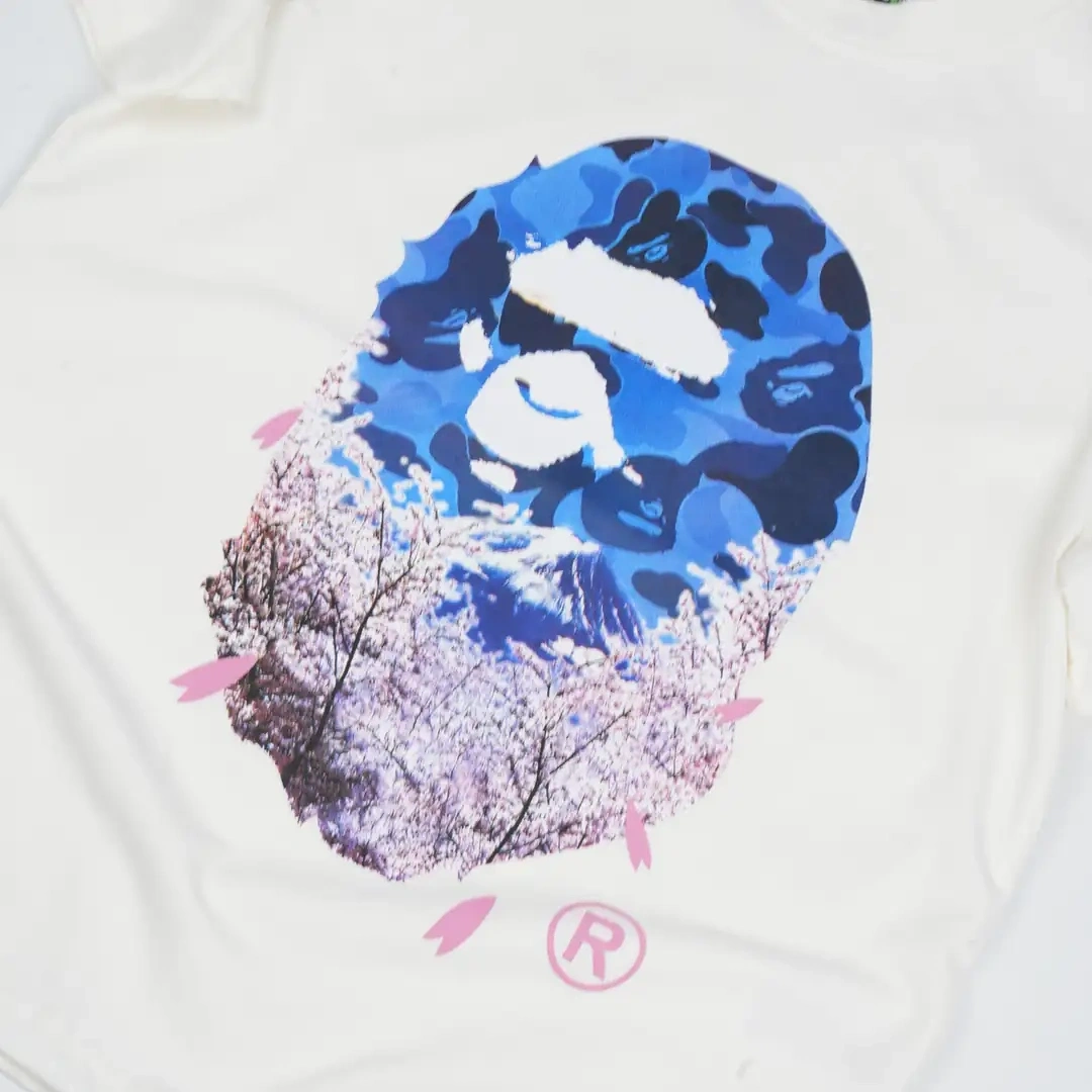 BAPE x Sakura T-shirt - Beyaz